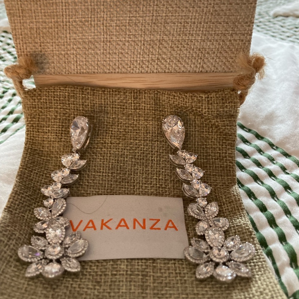 High End Costume Teardrop Cascading Earrings. Original box